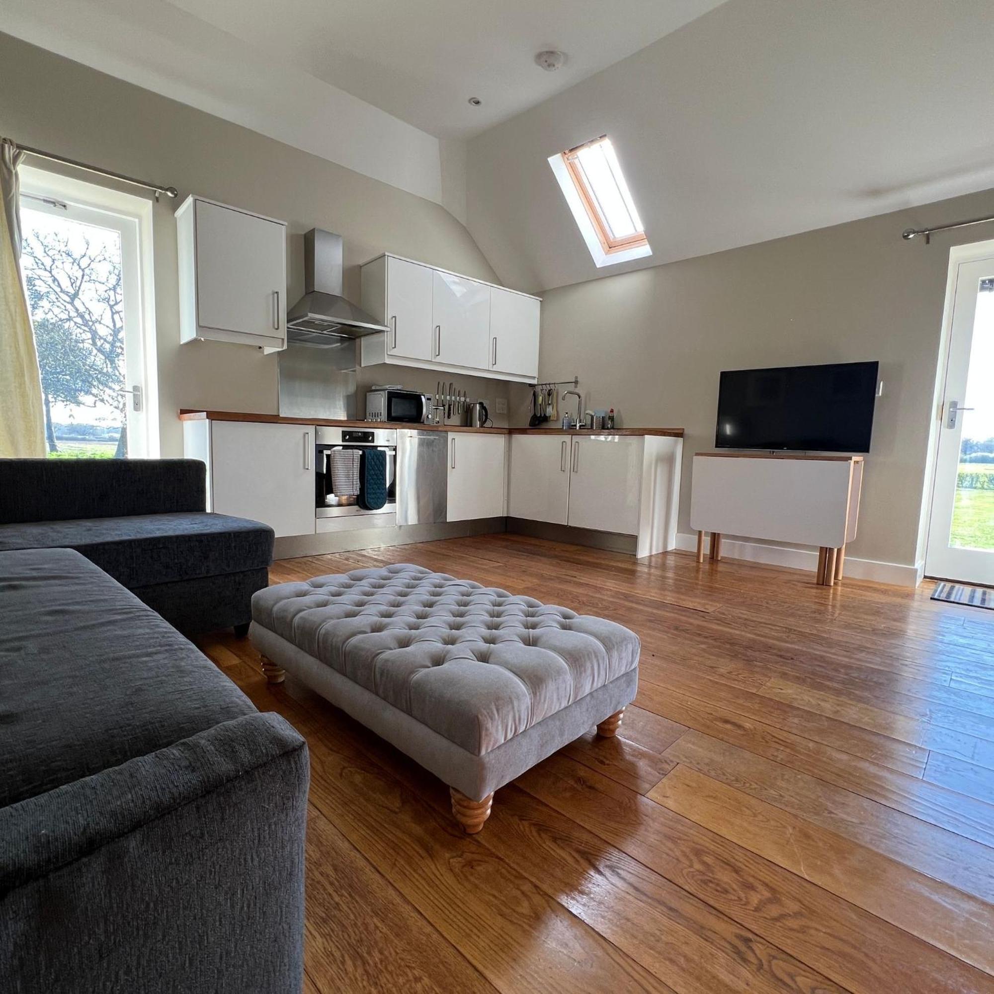 Little Park Farm Queen Anne Farmhouse & Apartments Stratfield Mortimer Exteriér fotografie