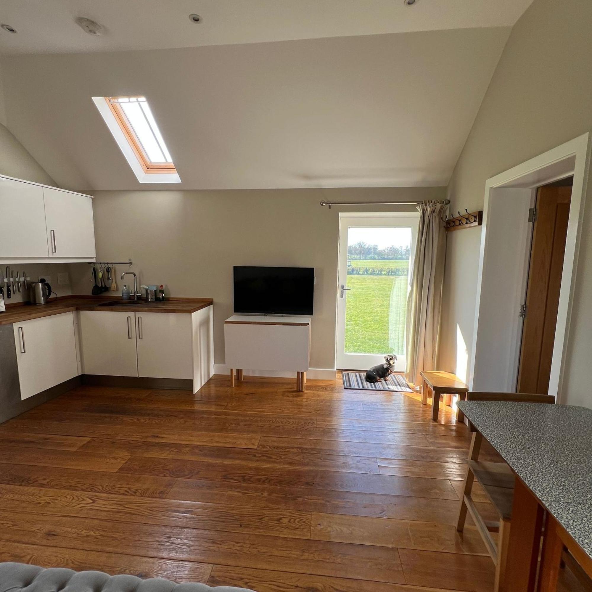 Little Park Farm Queen Anne Farmhouse & Apartments Stratfield Mortimer Exteriér fotografie