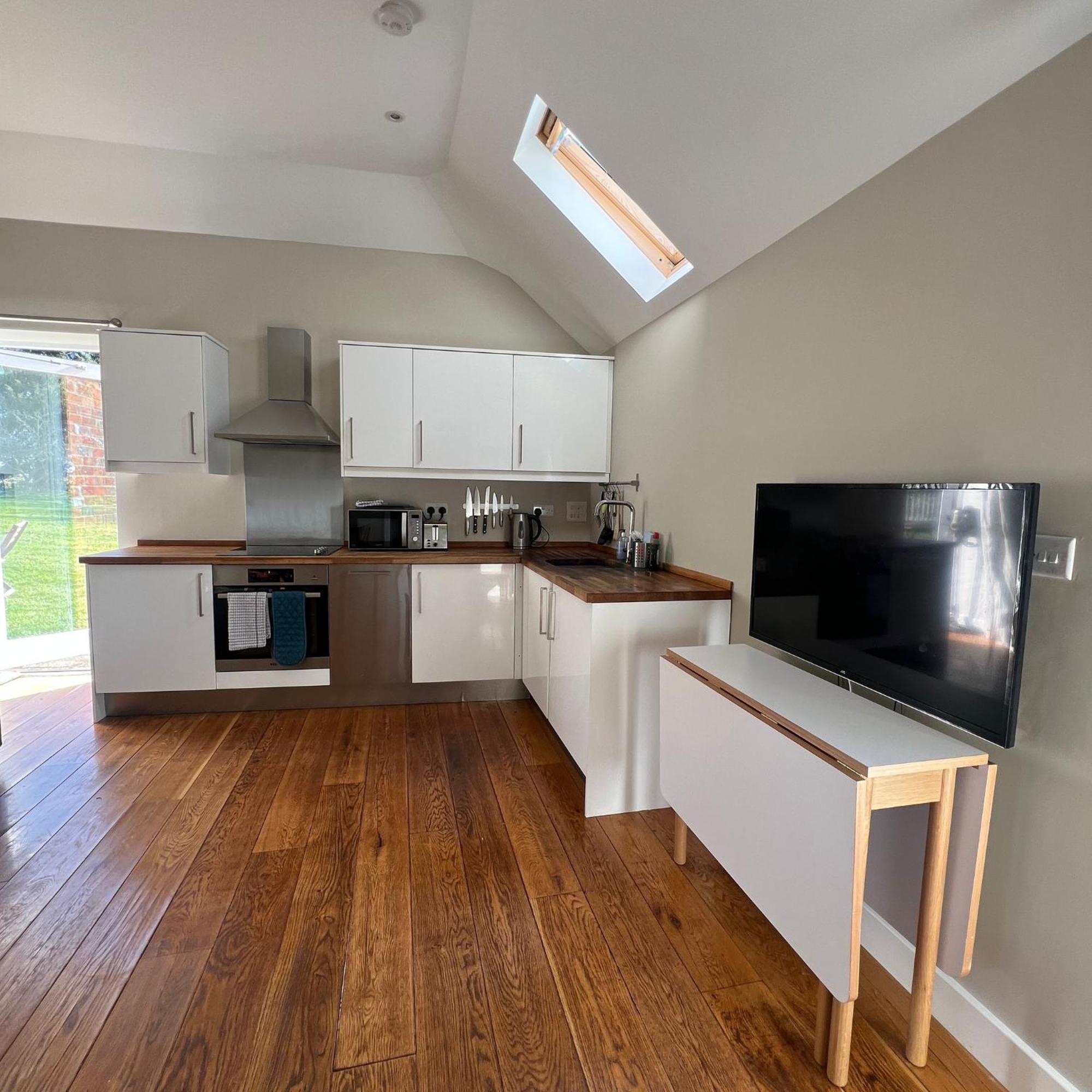 Little Park Farm Queen Anne Farmhouse & Apartments Stratfield Mortimer Exteriér fotografie